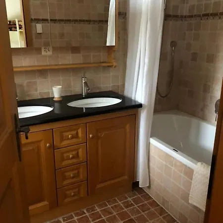 In Ground Floor Cozy Duplex Holiday home *
