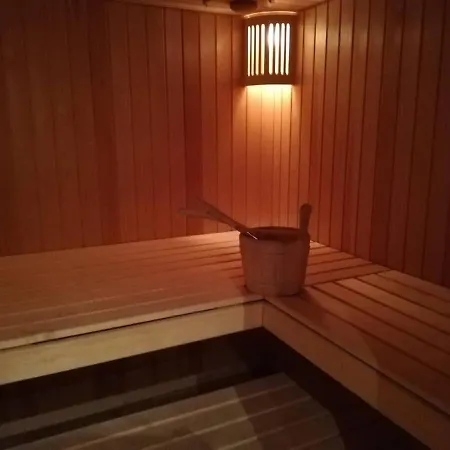 In Ground Floor Cozy Duplex *