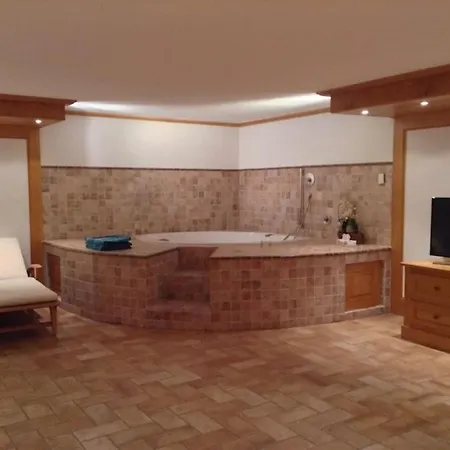 In Ground Floor Cozy Duplex *