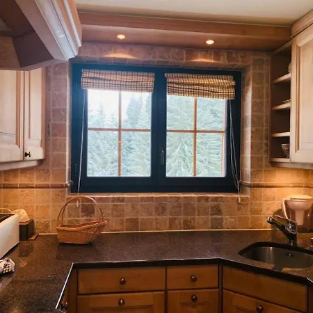 In Ground Floor Cozy Duplex Holiday home