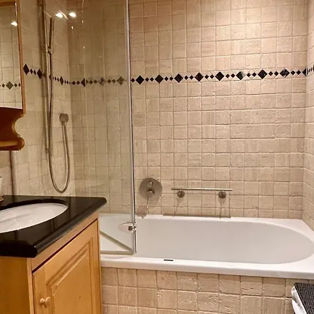 In Ground Floor Cozy Duplex Holiday home Saanenmoser