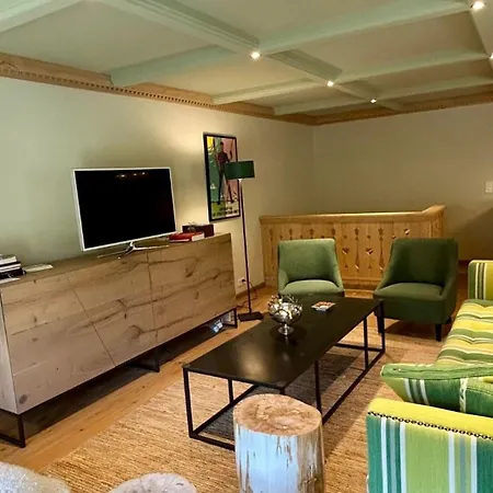 In Ground Floor Cozy Duplex Holiday home